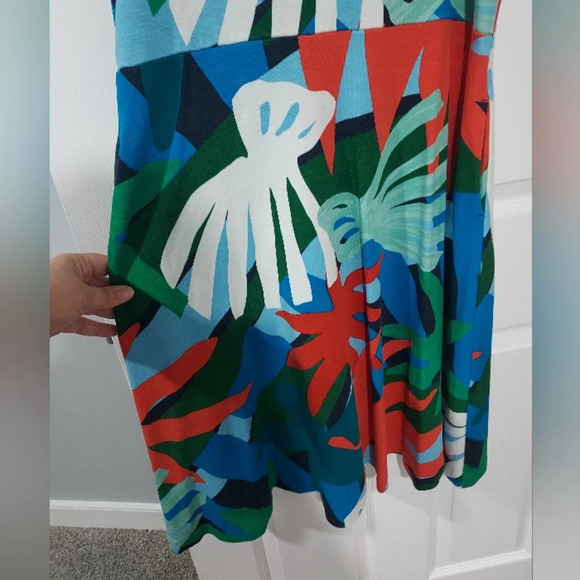 Ann Taylor Factory Multi-color Jungle Print Convertible Dress in Size 12P Petite - Picture 3 of 11